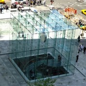 Le nouveau design du cube de l’Apple Store de la Cinquième Avenue
