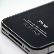 [Màj: résultat] Concours iPhoneAddict: façade arrière métallique pour iPhone 4S à gagner!