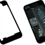 Une coque transparente montre les entrailles de l’iPhone 4S
