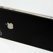 [Màj: résultat] Concours iPhoneAddict: façade arrière en cuir noir pour iPhone 4S à gagner