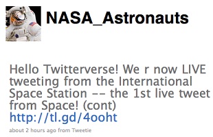 Premier Tweet de l'espace