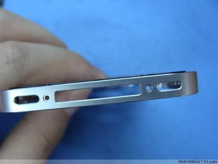 Prototype iPhone 4G : La structure métallique maintenant en vidéo